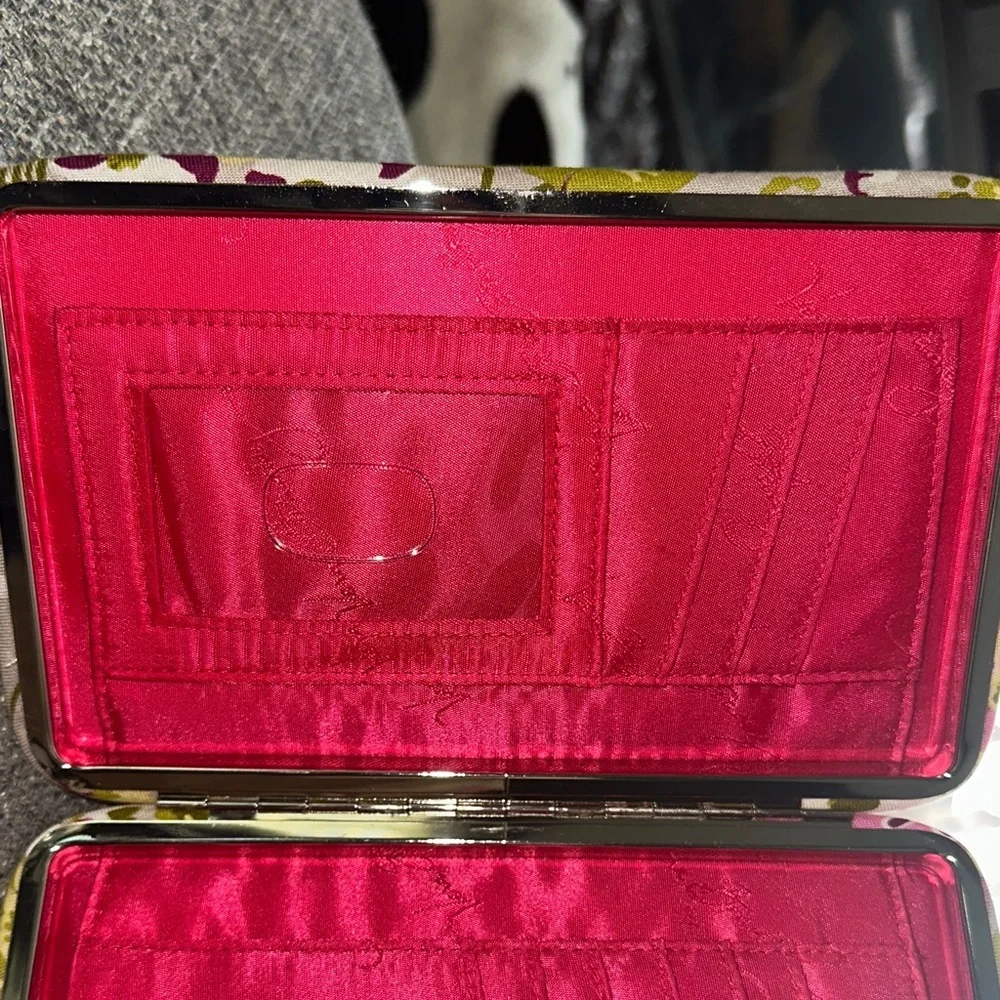 Vera Bradley Make Me Blush Pattern Opera Wallet Style Clutch Designer NWOT